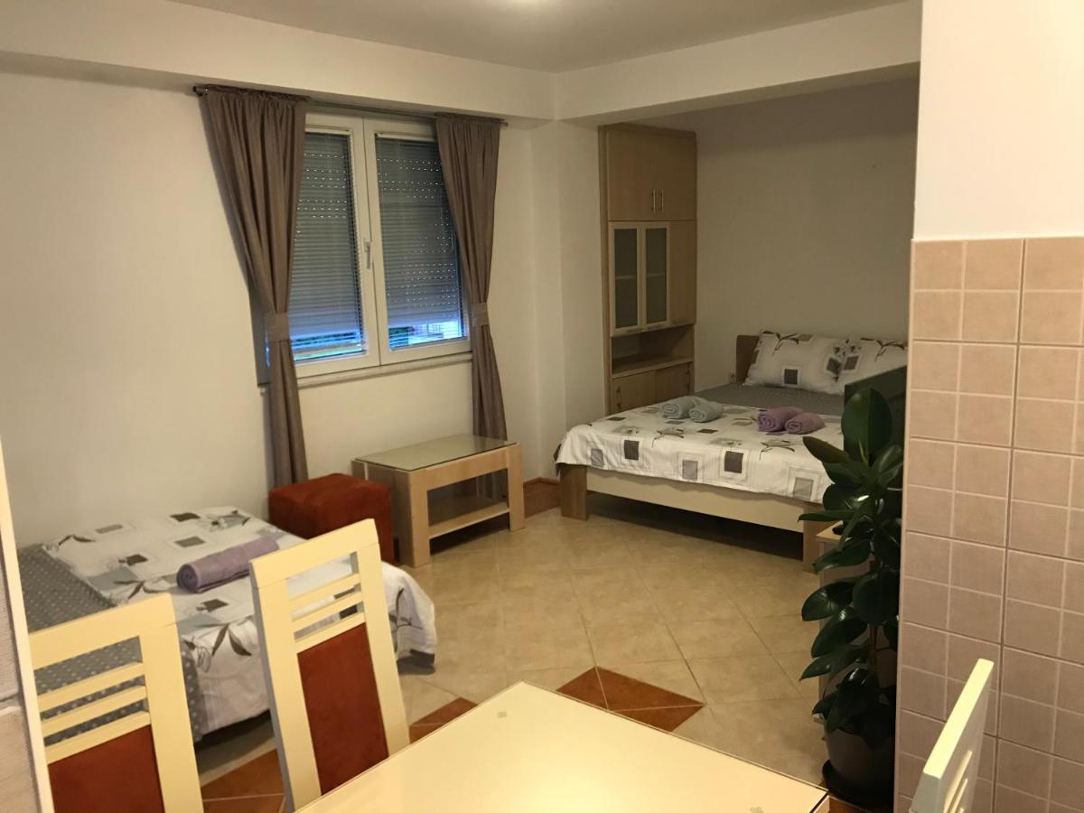 Ohrid Apartment Deep Blue Lake ภายนอก รูปภาพ